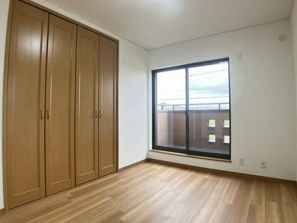 の中古一戸建の洋室|2F北側洋室 