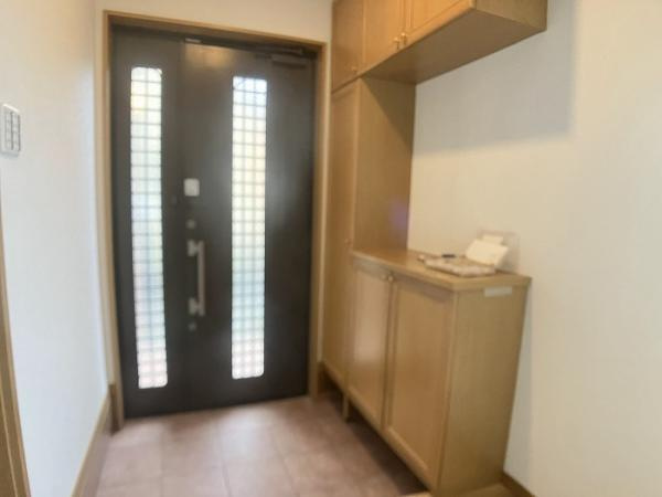 の中古一戸建の玄関|玄関 