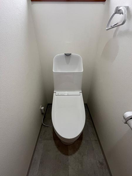 名古屋市中村区横井１丁目の中古一戸建のトイレ|２階トイレ 