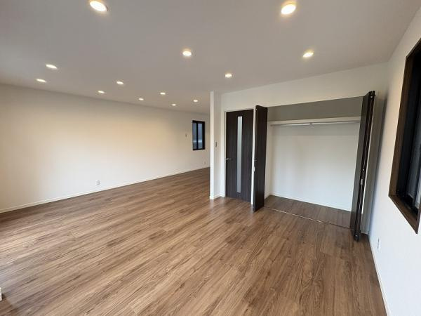 名古屋市中村区押木田町２丁目の中古一戸建の居間・リビング|リビング別角度 