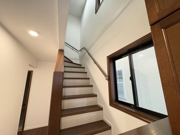 名古屋市北区稚児宮通２丁目の中古一戸建のその他|階段 