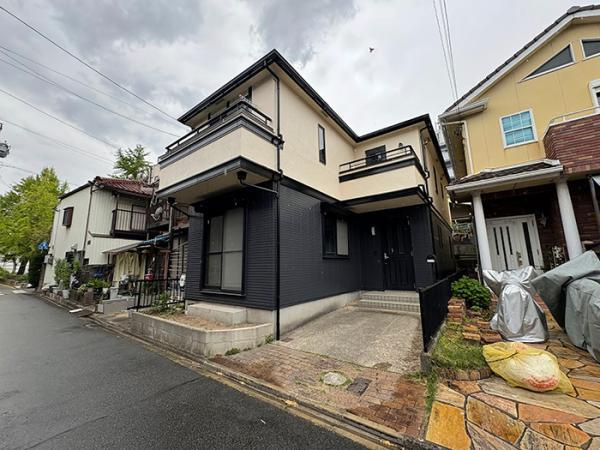 名古屋市北区稚児宮通２丁目の中古一戸建の前面道路含む現地写真|現地外観 