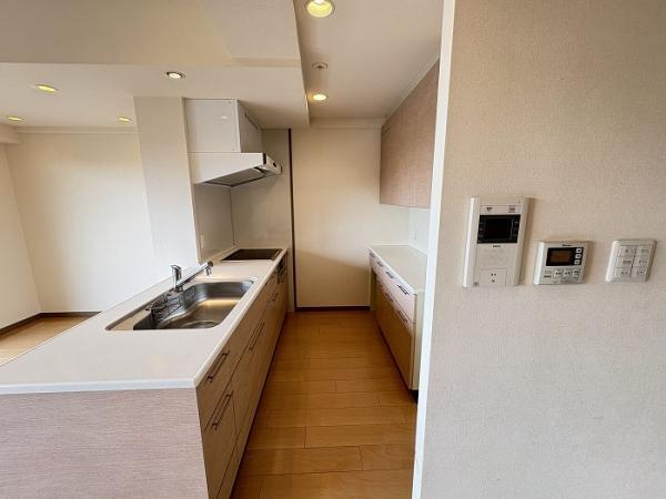 名古屋市天白区平針南４丁目の中古マンションのその他|「キッチン」別角度写真です。 