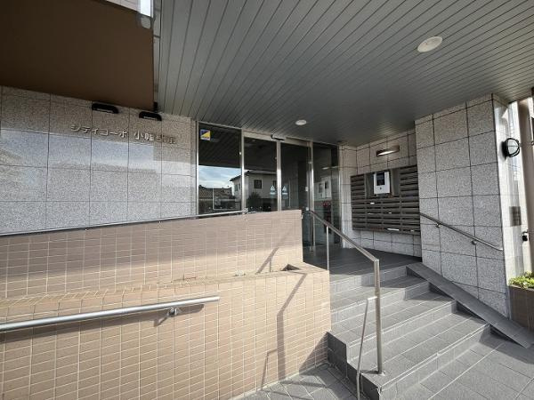 名古屋市守山区小幡南１丁目の中古マンションのエントランス|「共用部」エントランスの様子… 