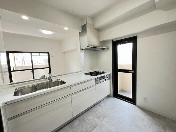 名古屋市北区上飯田東町１丁目の中古マンションのキッチン|「キッチン」別角度からの撮影… 