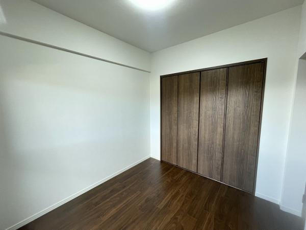 名古屋市千種区光が丘１丁目の中古マンションの洋室|「南西洋室」約4.5帖ございま… 