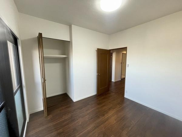 名古屋市千種区光が丘１丁目の中古マンションの洋室|「北西洋室」別角度からの様子… 