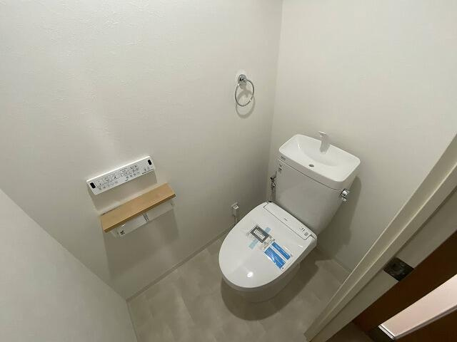 名古屋市中川区松年町２丁目の中古マンションのトイレ| 