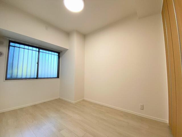 名古屋市中川区松年町２丁目の中古マンションの洋室| 