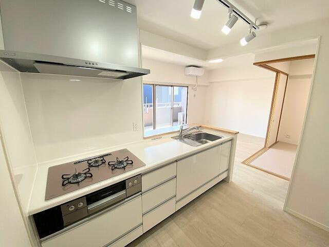名古屋市中川区松年町２丁目の中古マンションのキッチン| 