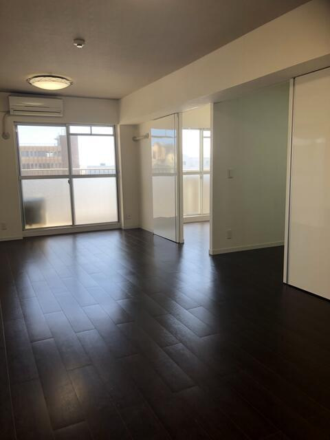 名古屋市昭和区滝子通３丁目の中古マンションの居間・リビング| 