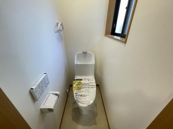 名古屋市熱田区野立町２丁目の中古一戸建のトイレ|「1階トイレ」 