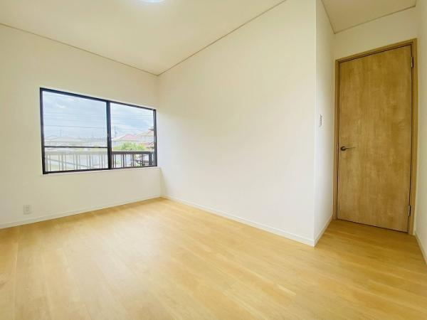 名古屋市緑区姥子山３丁目の中古一戸建の洋室|約6.2帖の2階南東側洋室 