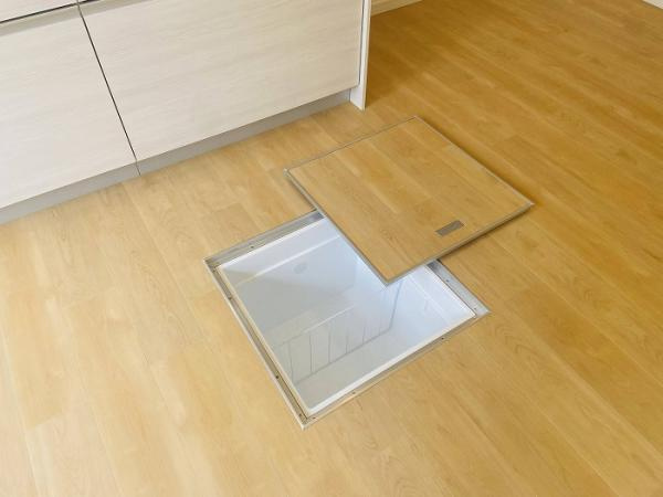 名古屋市緑区姥子山３丁目の中古一戸建のその他|床下収納付きのキッチン 