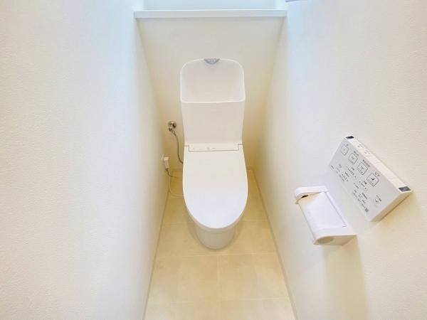 名古屋市緑区姥子山３丁目の中古一戸建のトイレ|新品交換済みのトイレ 