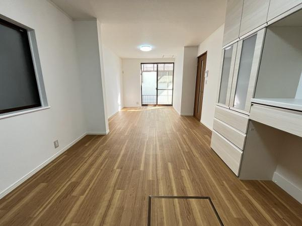 名古屋市守山区高島町の中古一戸建のその他|「LDK」クロスの張替えをして… 