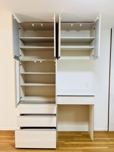 名古屋市守山区高島町の中古一戸建の収納|「キッチン」食器棚の容量も大… 