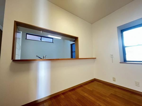 の中古一戸建の内装|カウンタ―キッチン 