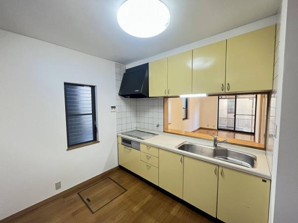 の中古一戸建のキッチン|キッチン 