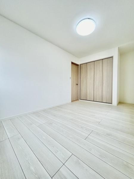 名古屋市中川区万場３丁目の中古一戸建の洋室|「2階北側洋室」窓付きで採光… 