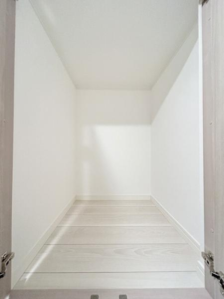 名古屋市中川区万場３丁目の中古一戸建のその他|「階段上の廊下収納」 