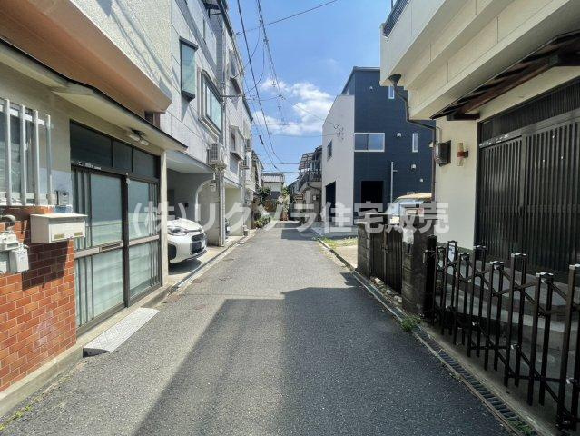 田井町　新築一戸建ての前面道路含む現地写真|■物件内覧・資金計画相談・住宅ローン相談、リフォーム相談、お問合せ受付中■
※当日・翌日のご内覧、ご相談はお電話でのお問合せがスムーズです！
