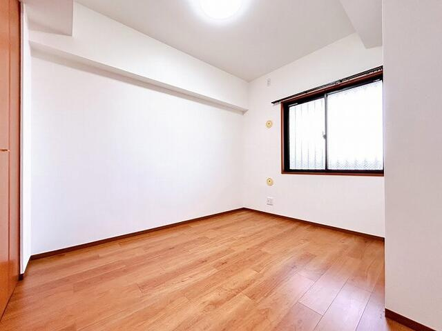 ライオンズマンション一宮貴船の洋室