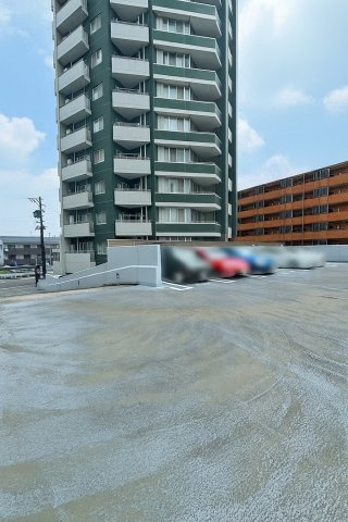 シティハウス平針ステーションコートの駐車場