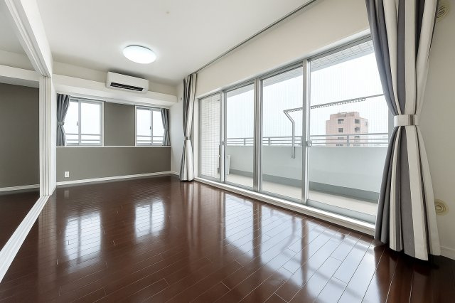 シティハウス平針ステーションコートの居間・リビング