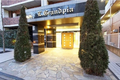 【エントランス】 | エル・グランピア