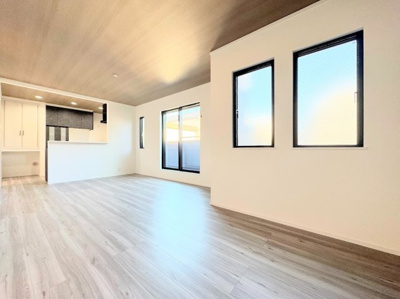 【居間・リビング】 | 綱島東５丁目　新築一戸建て