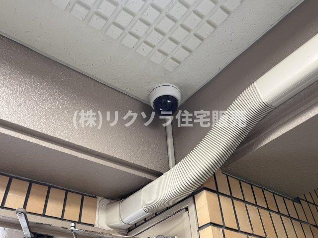 ルネ枚方の防犯設備|防犯カメラ
■物件内覧・資金計画相談・住宅ローン相談、リフォーム相談、お問合せ受付中■
※当日・翌日のご内覧、ご相談はお電話でのお問合せがスムーズです！