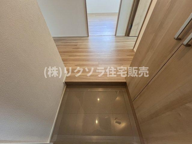 ルネ枚方の内装|玄関内部
■物件内覧・資金計画相談・住宅ローン相談、リフォーム相談、お問合せ受付中■
※当日・翌日のご内覧、ご相談はお電話でのお問合せがスムーズです！