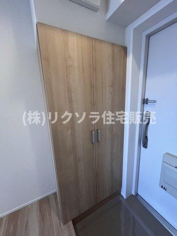 ルネ枚方の収納|玄関収納　シューズボックス
■物件内覧・資金計画相談・住宅ローン相談、リフォーム相談、お問合せ受付中■
※当日・翌日のご内覧、ご相談はお電話でのお問合せがスムーズです！