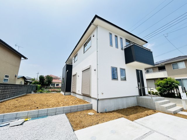 新築　伊勢崎市長沼町13期　１号棟の外観|現地写真　伊勢崎市長沼町13期　１号棟　