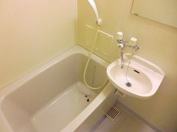【浴室】 | フラッツネオシティー | お風呂で日々の疲れを落としましょう