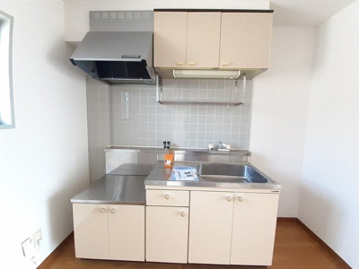 【キッチン】 | ファミィール北条 | コンパクトなキッチンで掃除もラクラク