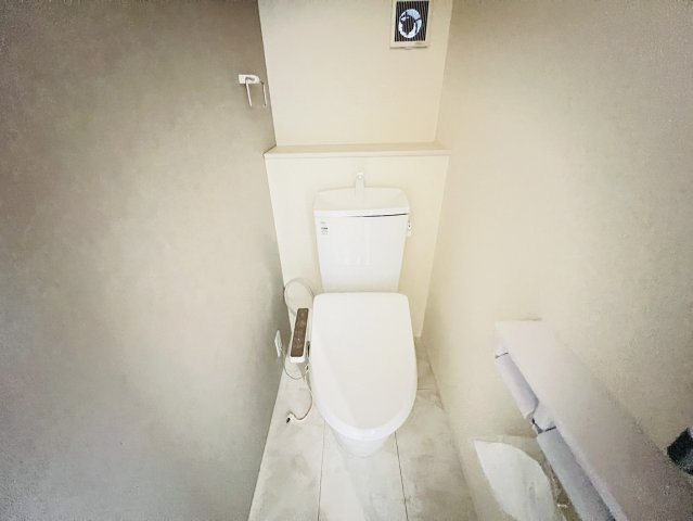 知多市清水が丘2-1606『仲介手数料無料』新築戸建てのトイレ