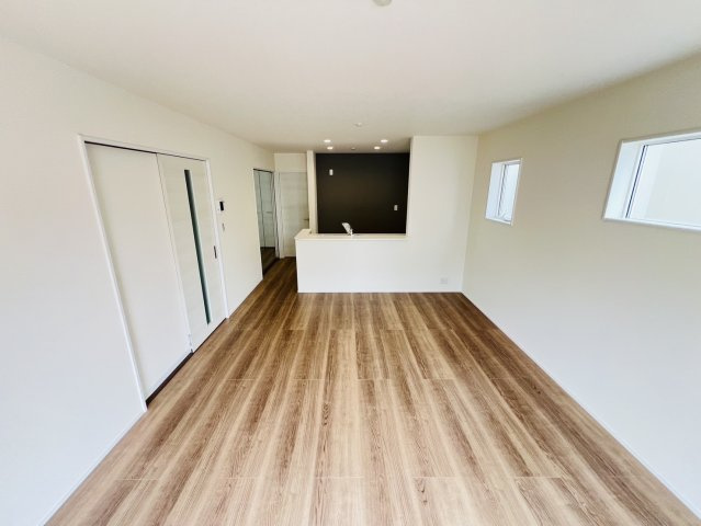 知多市清水が丘2-1606『仲介手数料無料』新築戸建ての居間・リビング