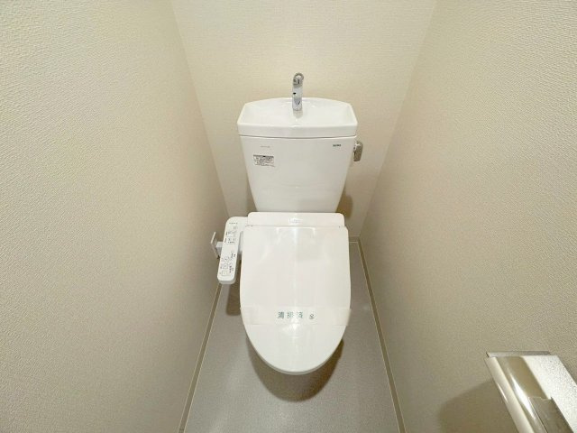 プレサンス東三国エンブレイスのトイレ