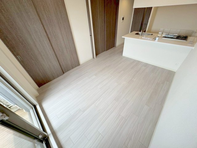 プレサンス東三国エンブレイスの居間・リビング