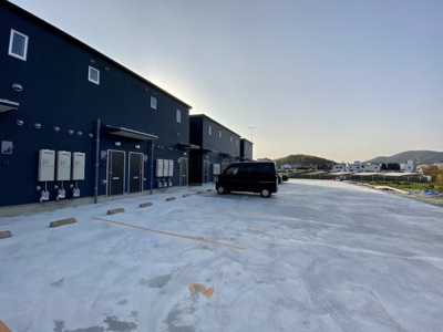 【駐車場】 | TJ海南岡田