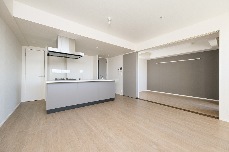 エンクレスト呉服町の居間・リビング|居間です