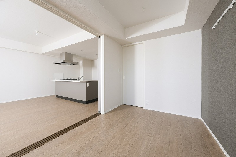 エンクレスト呉服町の居間・リビング|ゆったりとした居間です