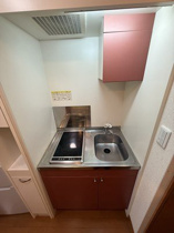 コンパクトなキッチンで掃除もラクラク