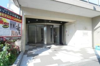 【エントランス】 | ラフィスタ中野鷺宮