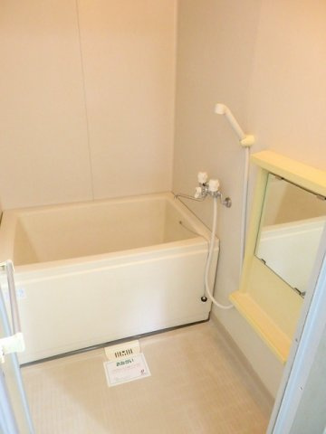 ニューシティ松田の浴室|日々の暮らしに欠かせないお風呂です