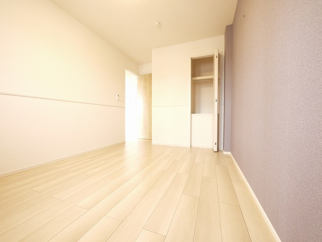 クレストールⅠの洋室|落ち着いた色調の洋室です