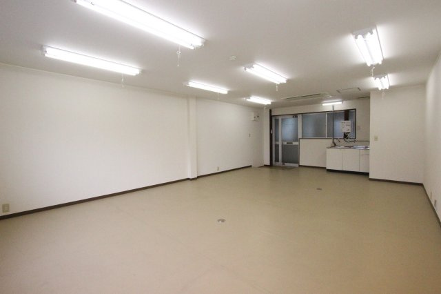 第二中沼ビル（事務所）の内装