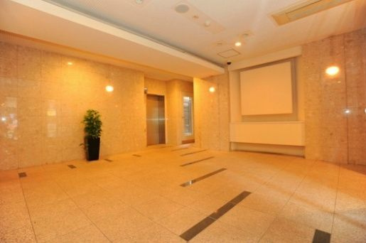 カスタリア森下のロビー